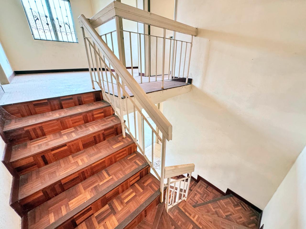 END 2 Storey Terrace, Bandar Seri Ehsan, Banting - photo 3