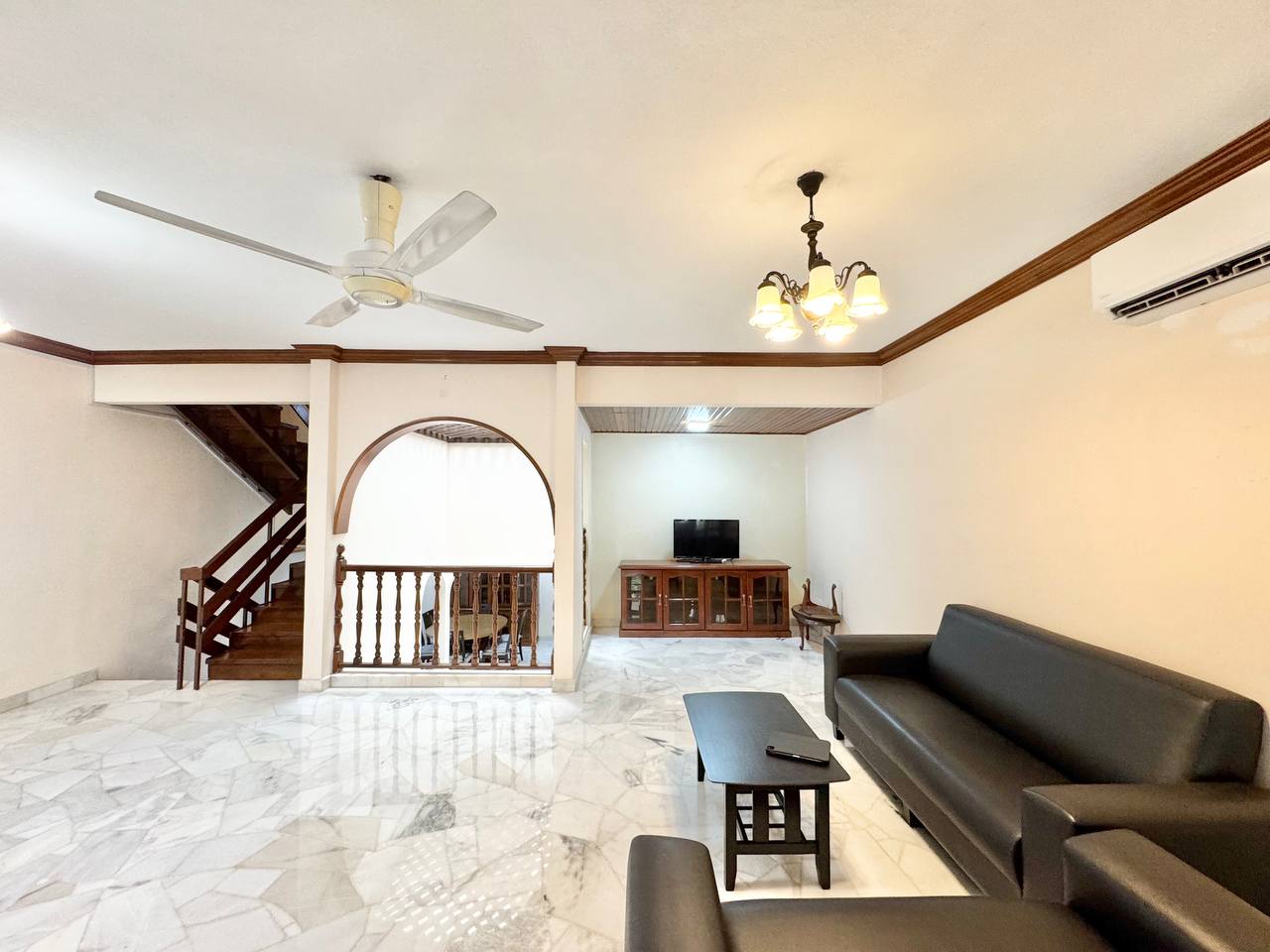 2-Storey Taman Bukit Desa, Jalan Klang Lama - photo 3