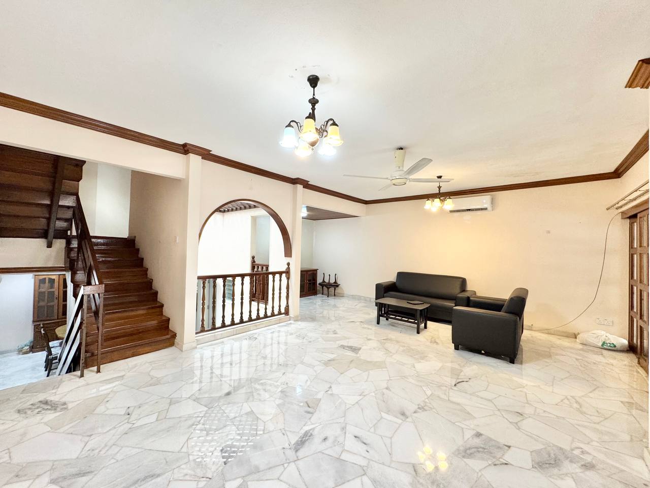 2-Storey Taman Bukit Desa, Jalan Klang Lama - photo 6