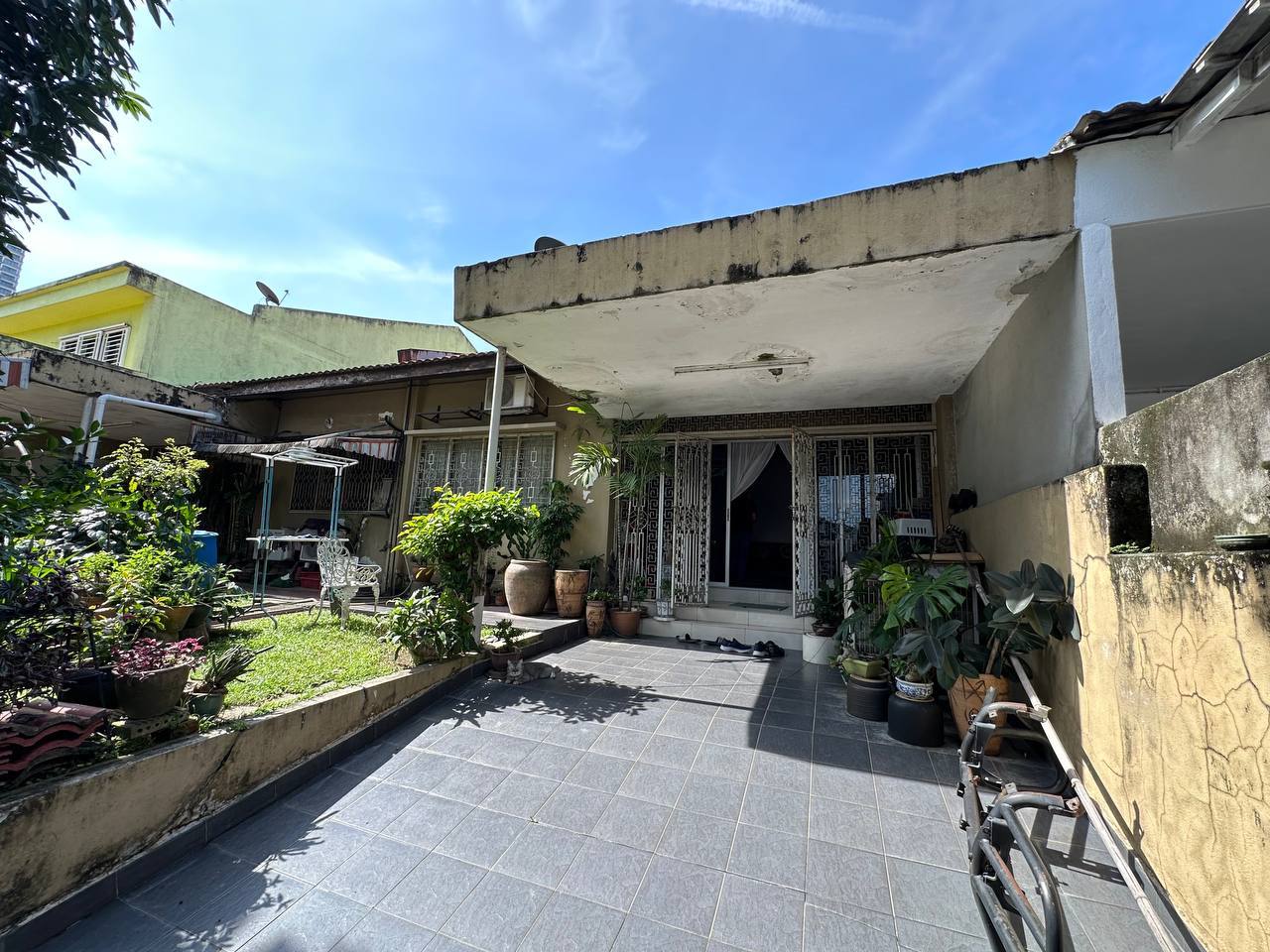 1 STOREY INTERMEDIATE LUCKY GARDEN, BANGSAR - photo 3
