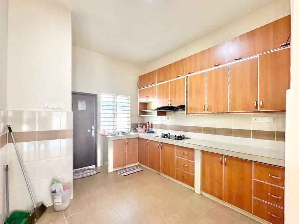 Double Storey Taman Mutiara Rinching, Semenyih - photo 3