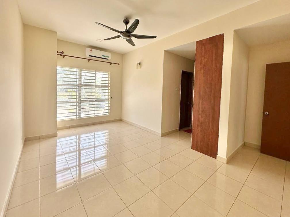 Double Storey Taman Mutiara Rinching, Semenyih - photo 4