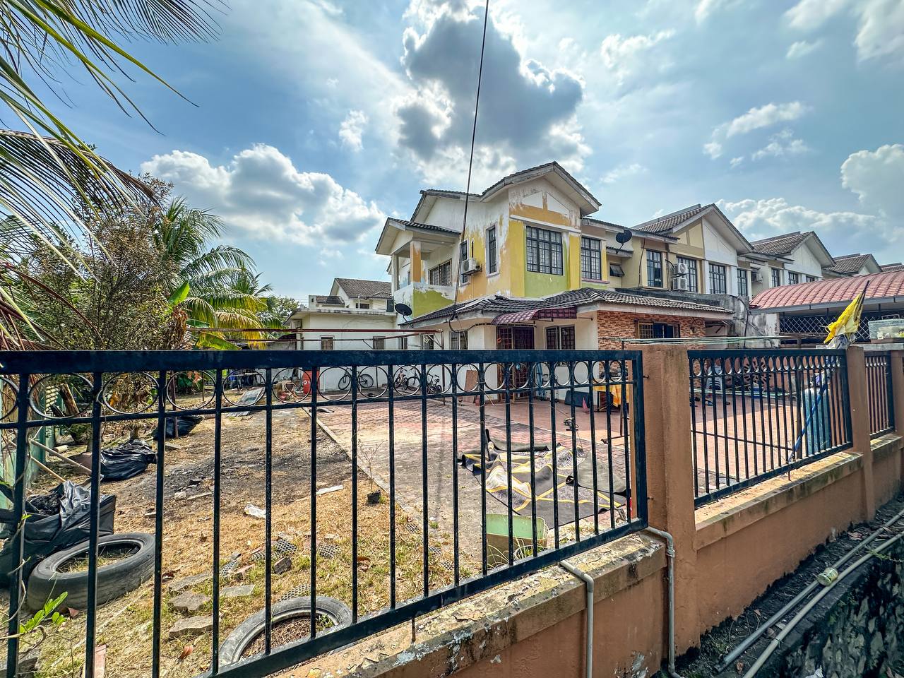 CORNERLOT 2 Storey Terrace Taman Desa Kasia, Nilai - photo 4