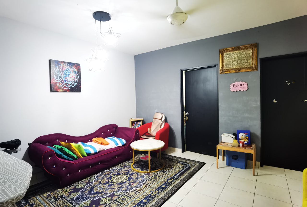 Fully Renovated 3 Storey House Bangi Avenue - photo 9