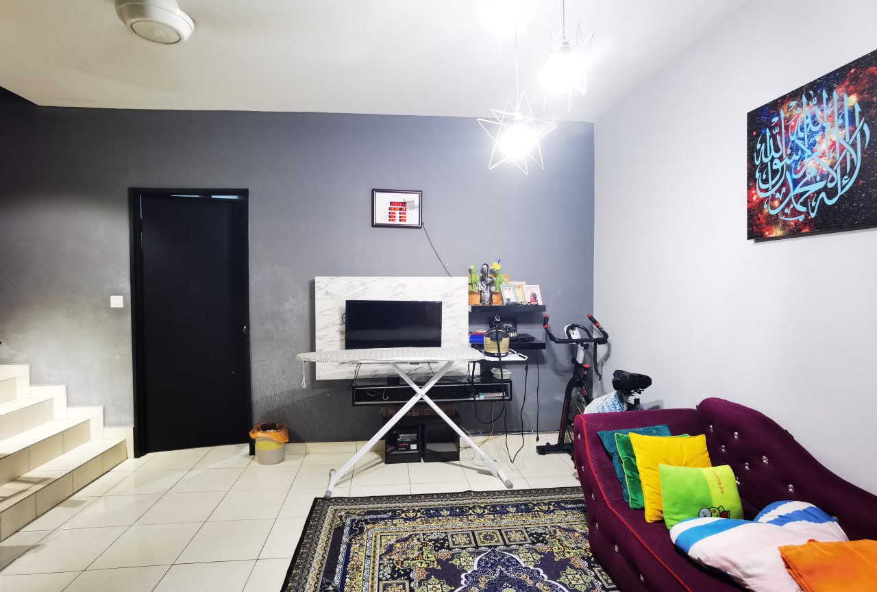 Fully Renovated 3 Storey House Bangi Avenue - photo 10