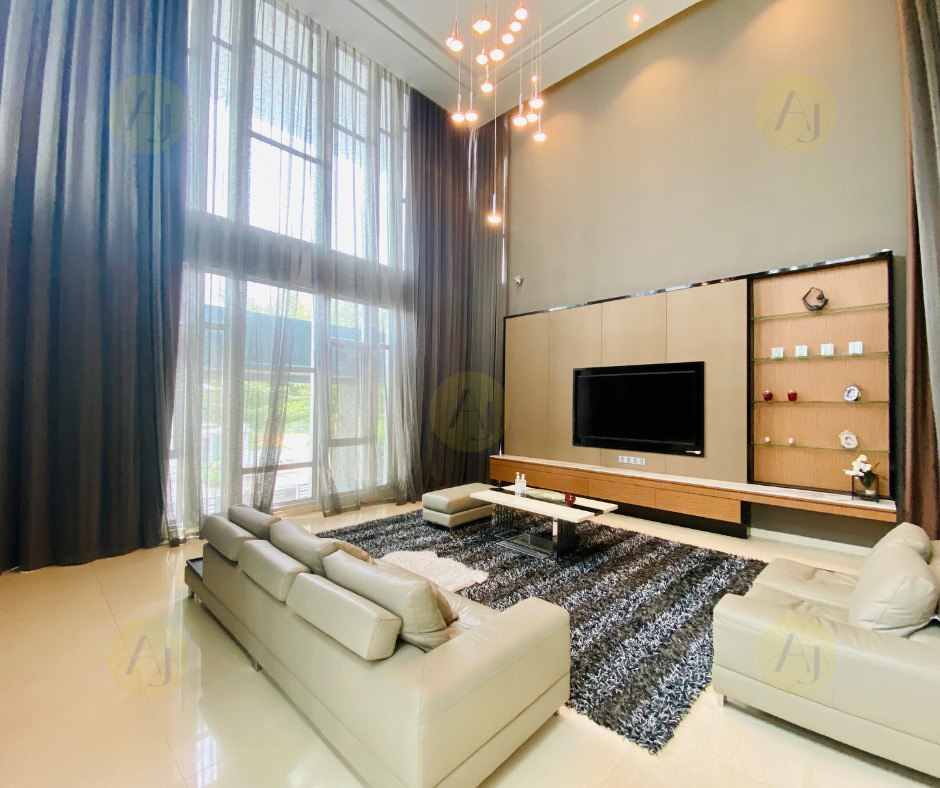 3 STOREY BUNGALOW, HAMTON KEMENSAH - photo 2