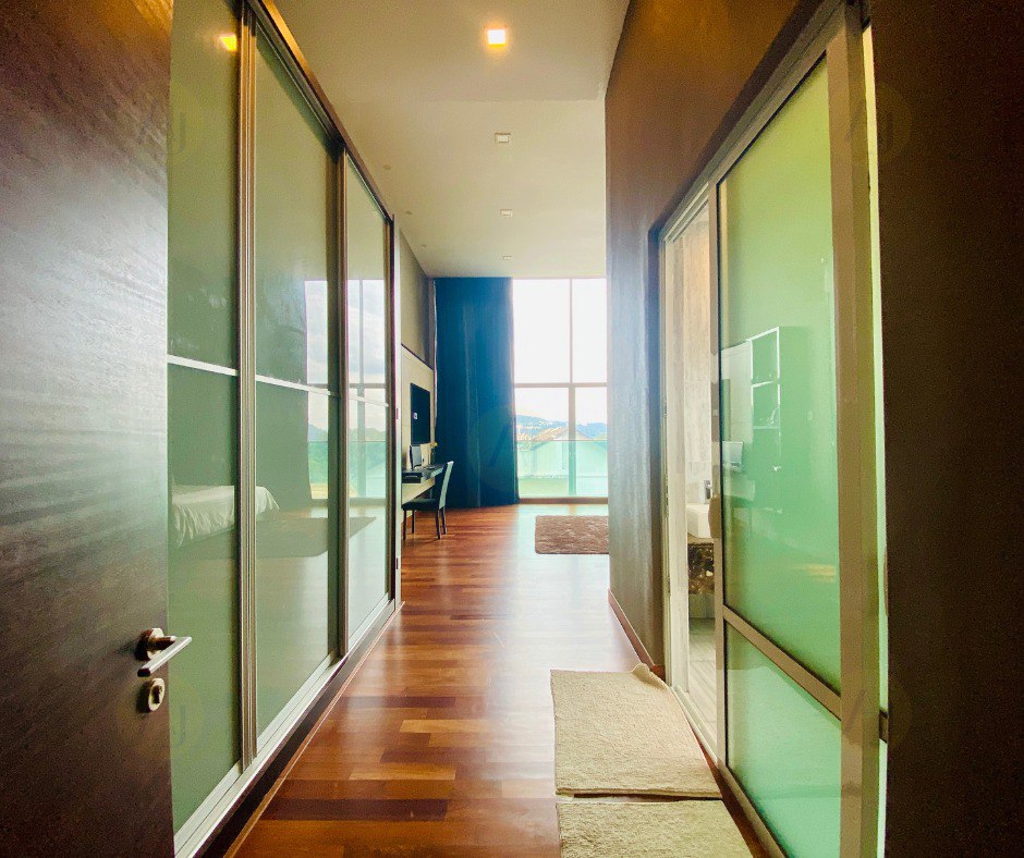 3 STOREY BUNGALOW, HAMTON KEMENSAH - photo 4