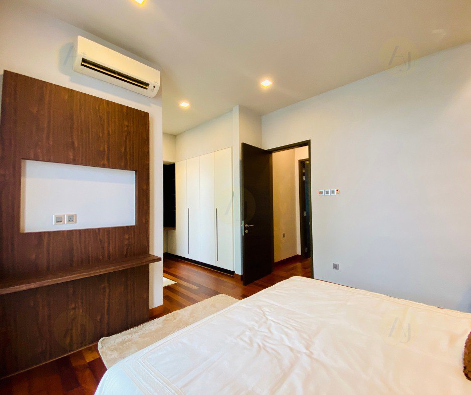 3 STOREY BUNGALOW, HAMTON KEMENSAH - photo 13