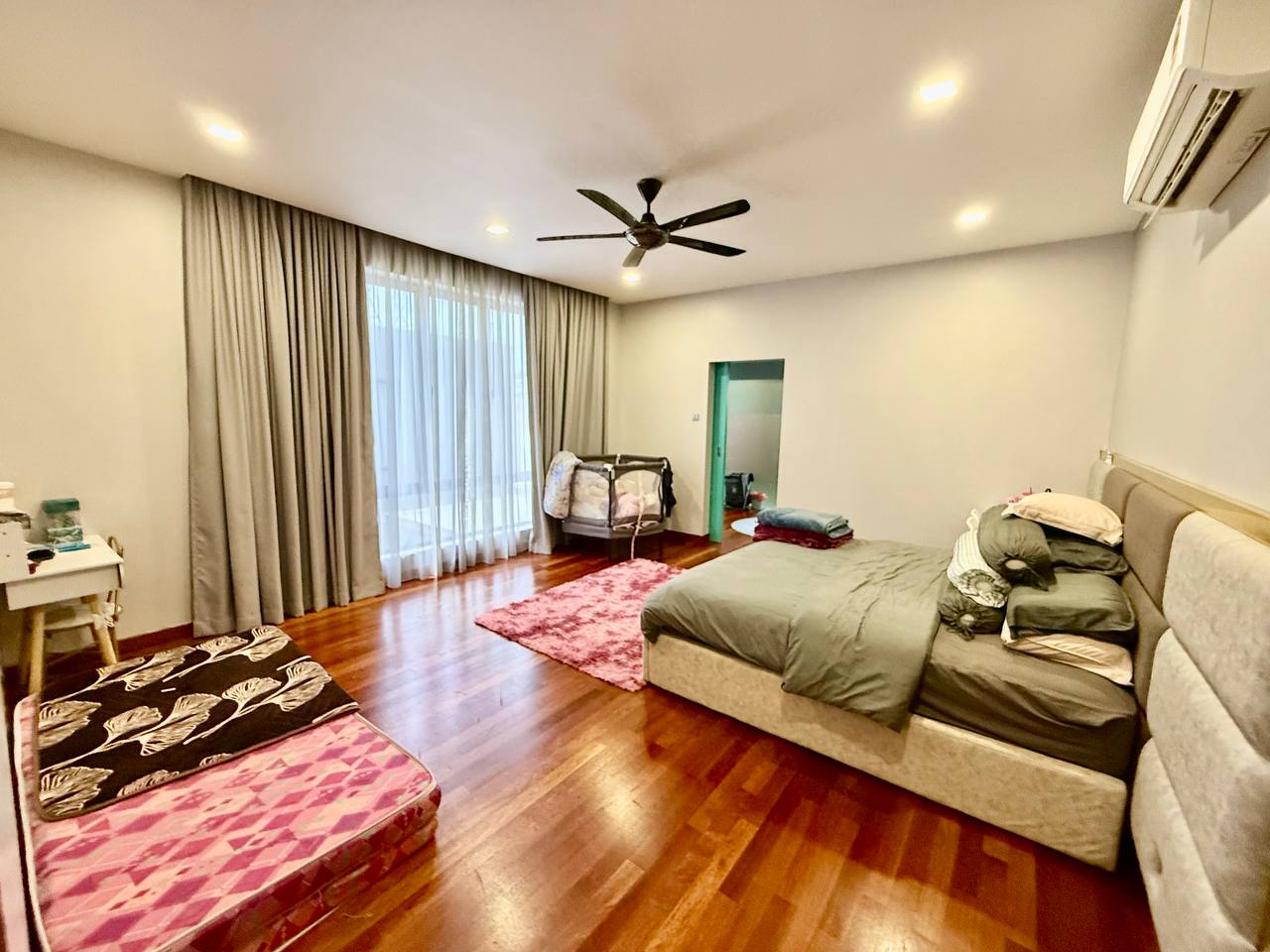 Bungalow 3 Storey Country Heights, Kajang - photo 9