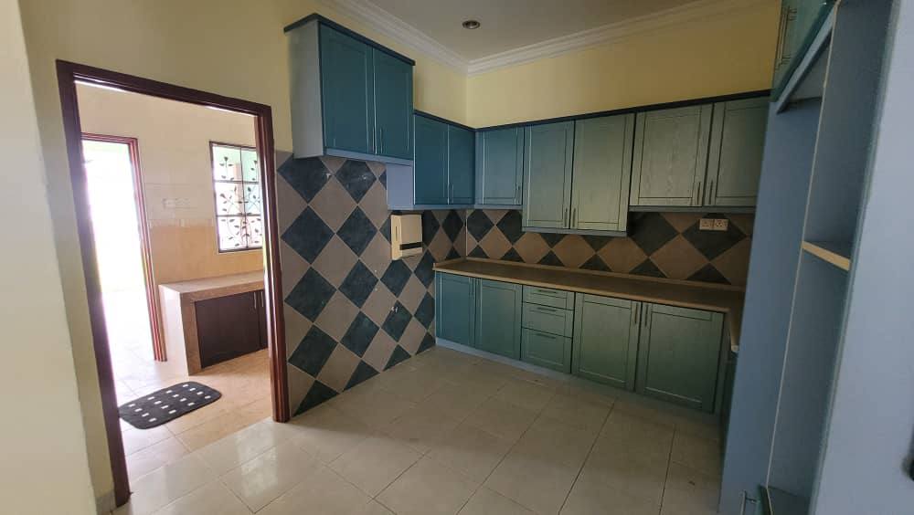 Semi D 2 Storey Taman Kajang Prima, Kajang - photo 3