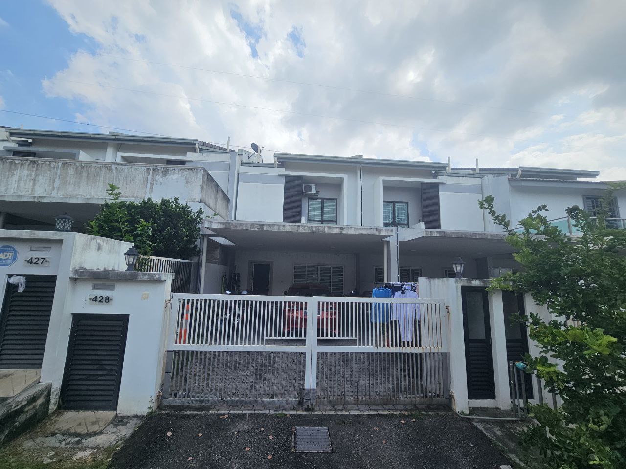 Double Storey Laman Delfina Nilai Impian - photo 8