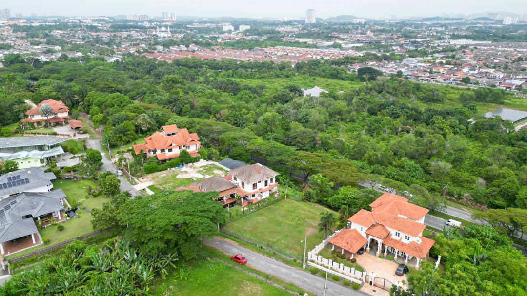 Bangi Golf Resort Bangi, Bungalow Lot 13,261sft - photo 4
