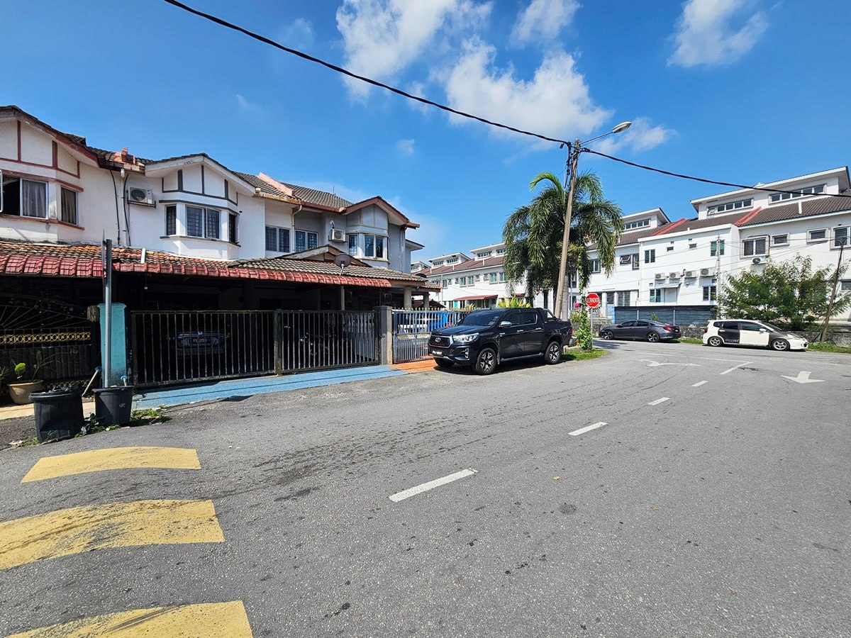 2 Storey Terrace Taman Baiduri, Dengkil - photo 3