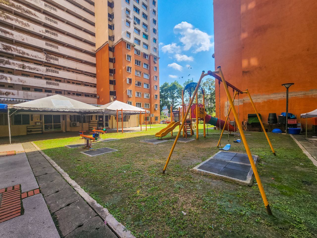 APARTMENT PUTRA DAMAI, PRESINT 11, PUTRAJAYA - photo 5