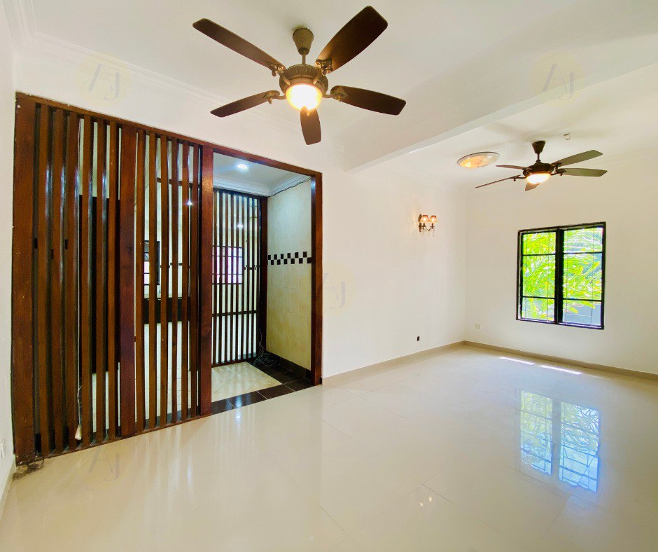 2 AND HALF STOREY TERRACE BUKIT SETIAWANGSA - photo 7