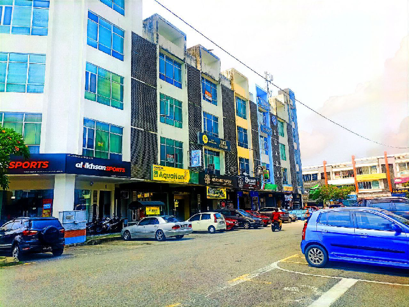 FOR RENT Ground Floo ...
