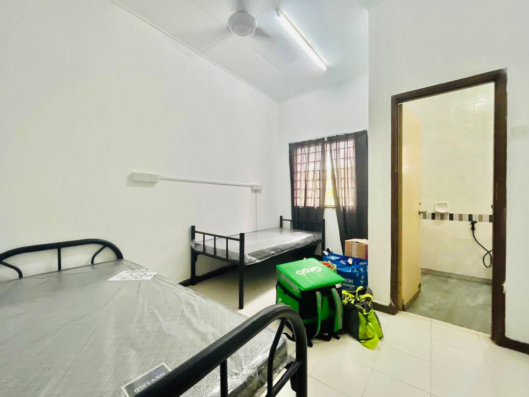 2 Storey Jalan Plumbum Seksyen 7 Shah Alam - photo 13
