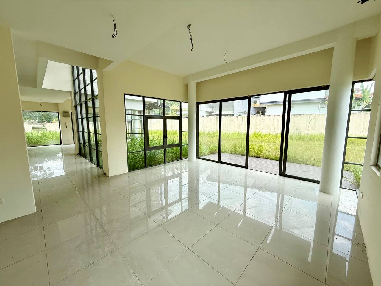 Bungalow 2 Storey Banyan Close Bukit Mahkota Bangi - photo 4