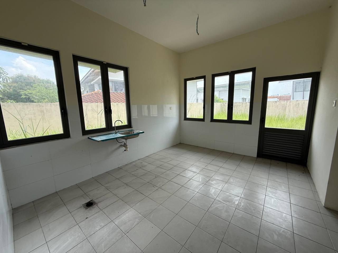 Bungalow 2 Storey Banyan Close Bukit Mahkota Bangi - photo 12