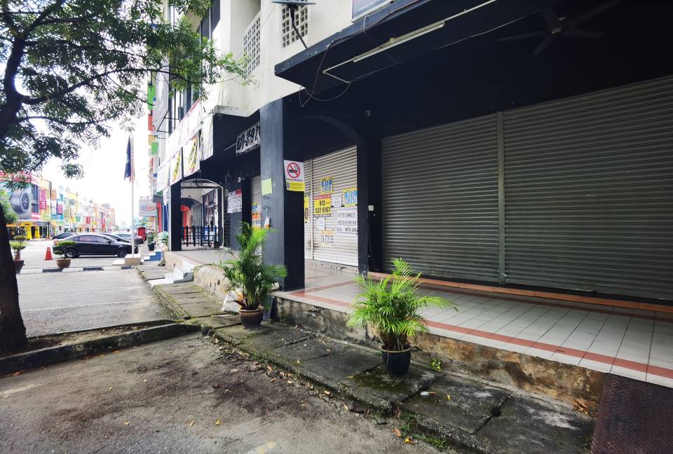 3 Shoplpt for RENTAL ...