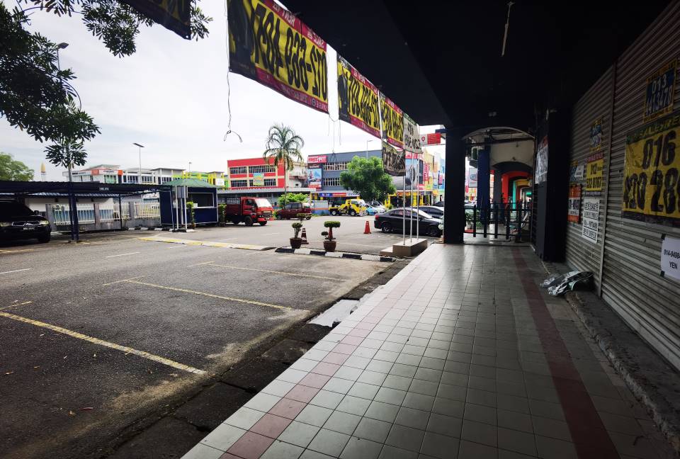 3 Shoplpt for RENTAL at Bandar Seri Putra Kajang - photo 4
