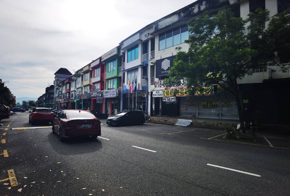 3 Shoplpt for RENTAL at Bandar Seri Putra Kajang - photo 8