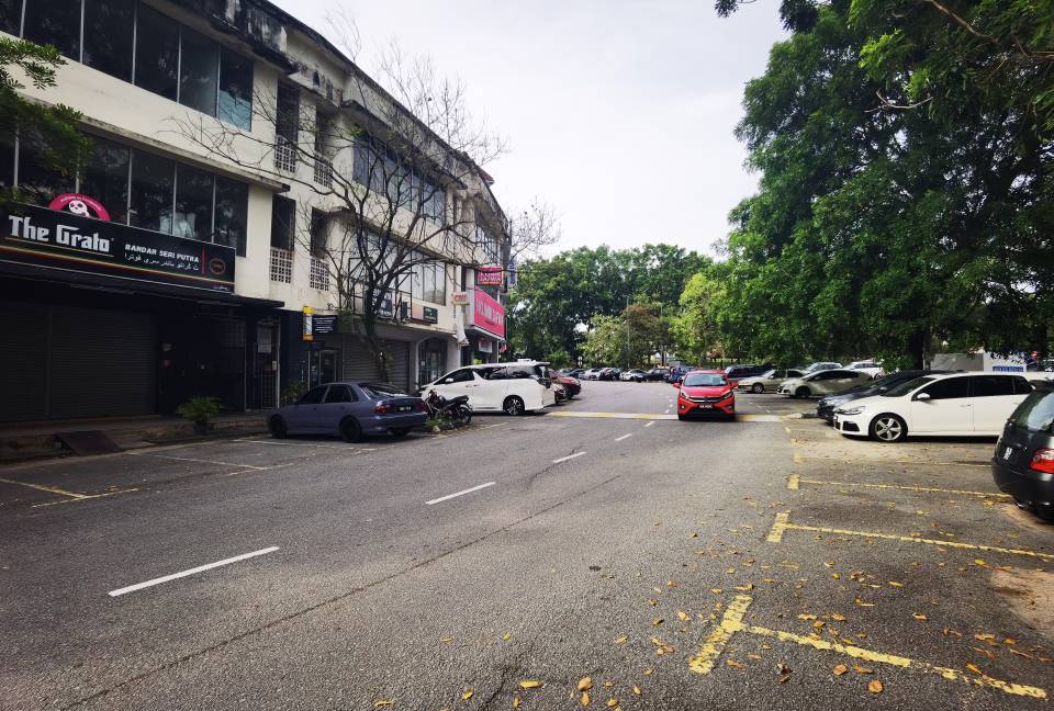 3 Shoplpt for RENTAL at Bandar Seri Putra Kajang - photo 10