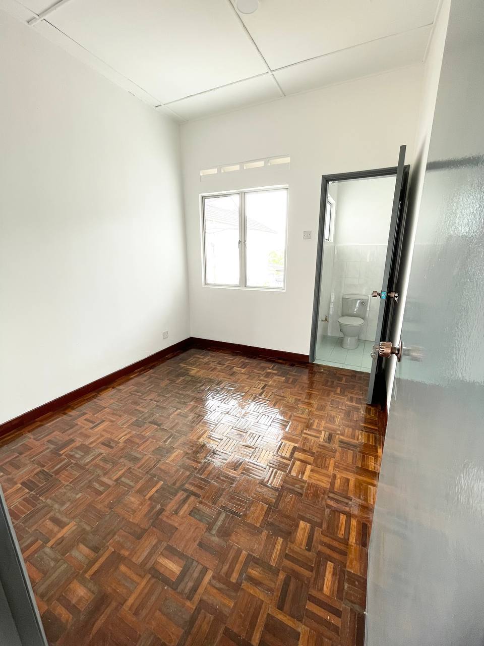 End Lot 2 Storey Terrace Bandar Seri Ehsan Banting - photo 10