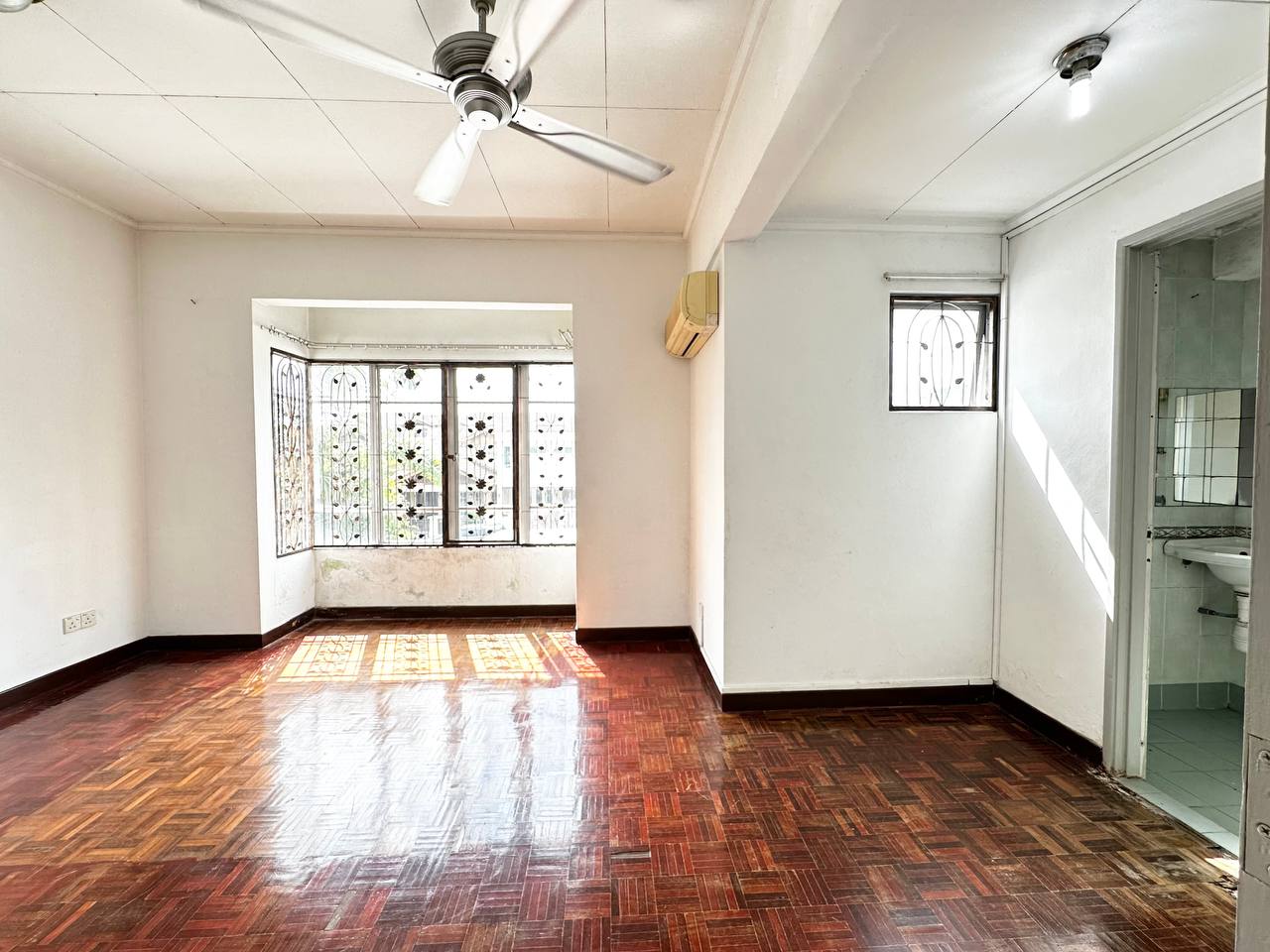 2Storey Jln Nova, U5 Subang Bestari Shah Alam - photo 6