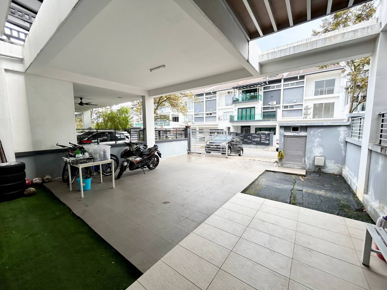 3Storey Terrace Tropicana Height Fairfield Kajang - photo 4