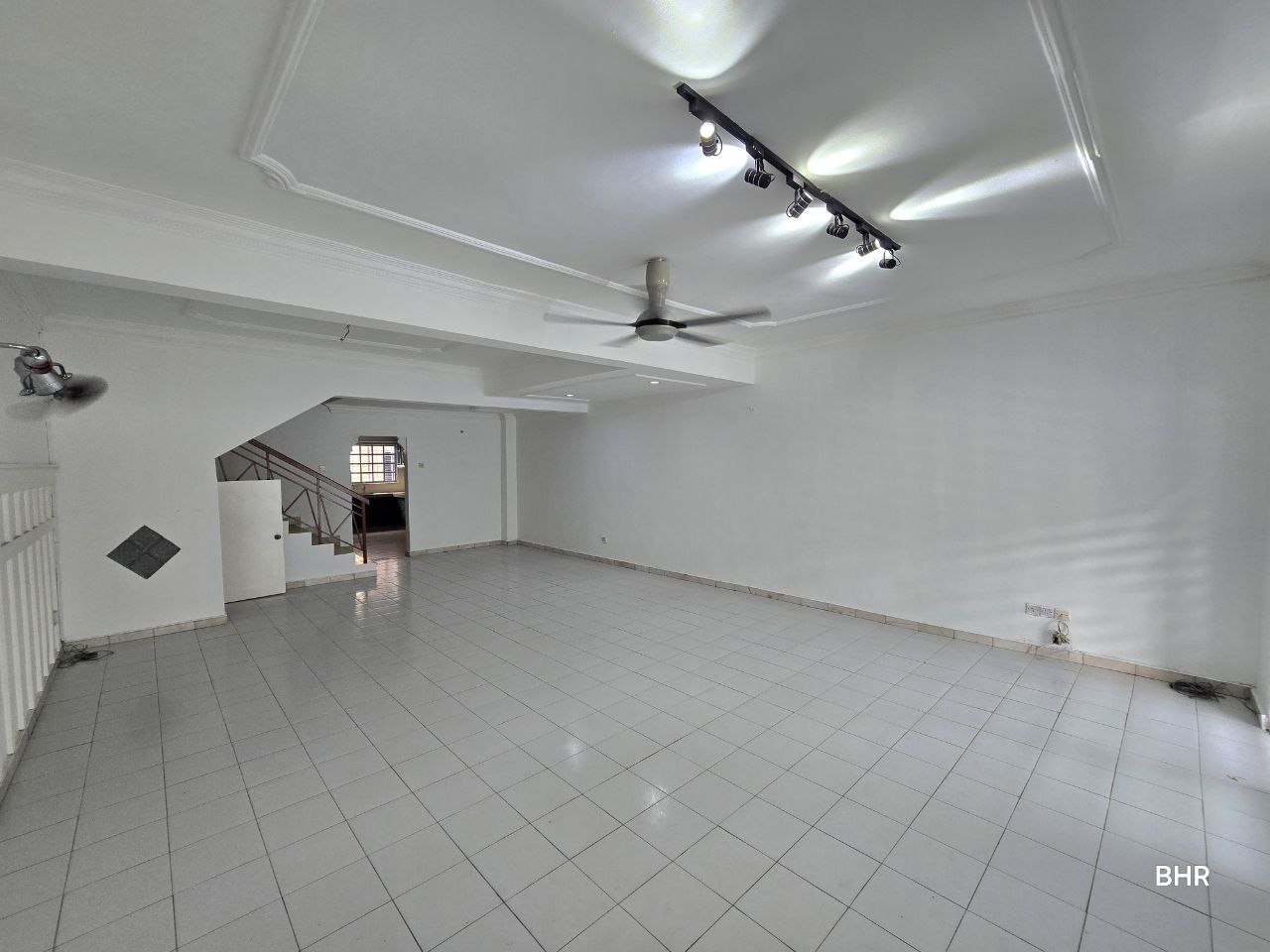 Renovated Double Storey Bangi Perdana Seksyen 3 - photo 4
