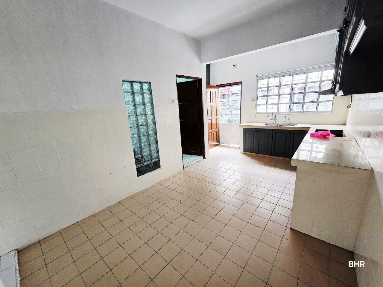 Renovated Double Storey Bangi Perdana Seksyen 3 - photo 10