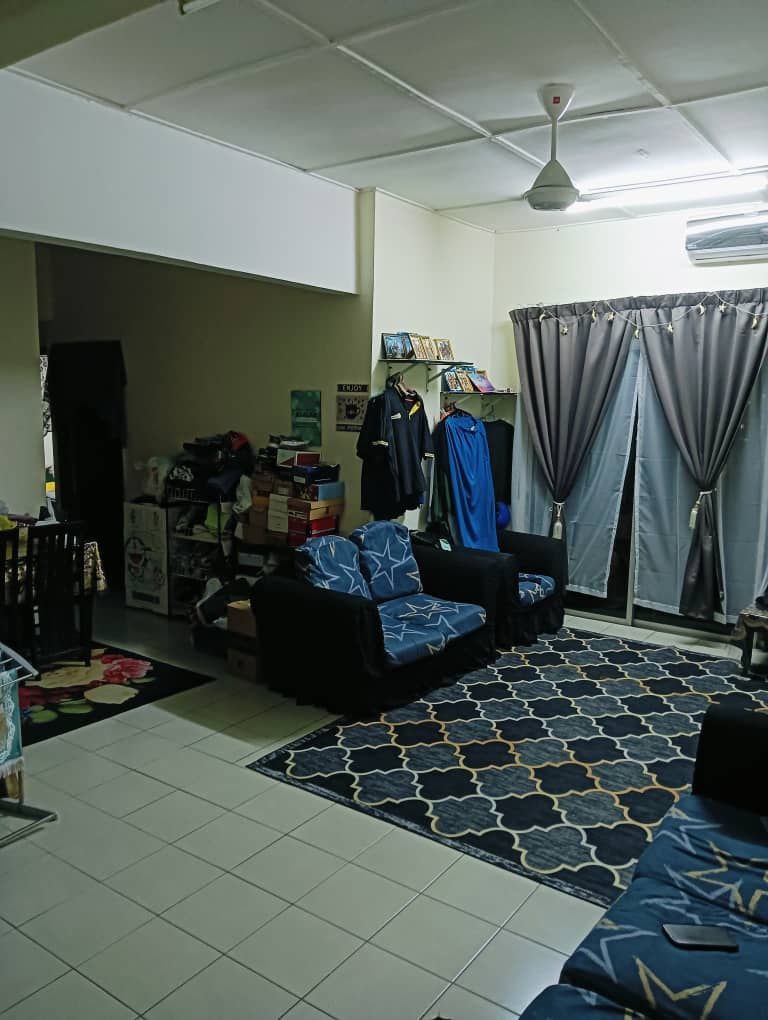 Apartment Desa Tasik Bandar Tasik Selatan KL - photo 2