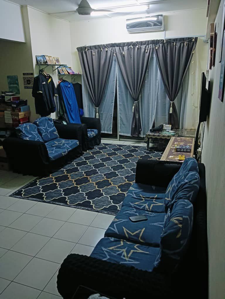Apartment Desa Tasik Bandar Tasik Selatan KL - photo 4