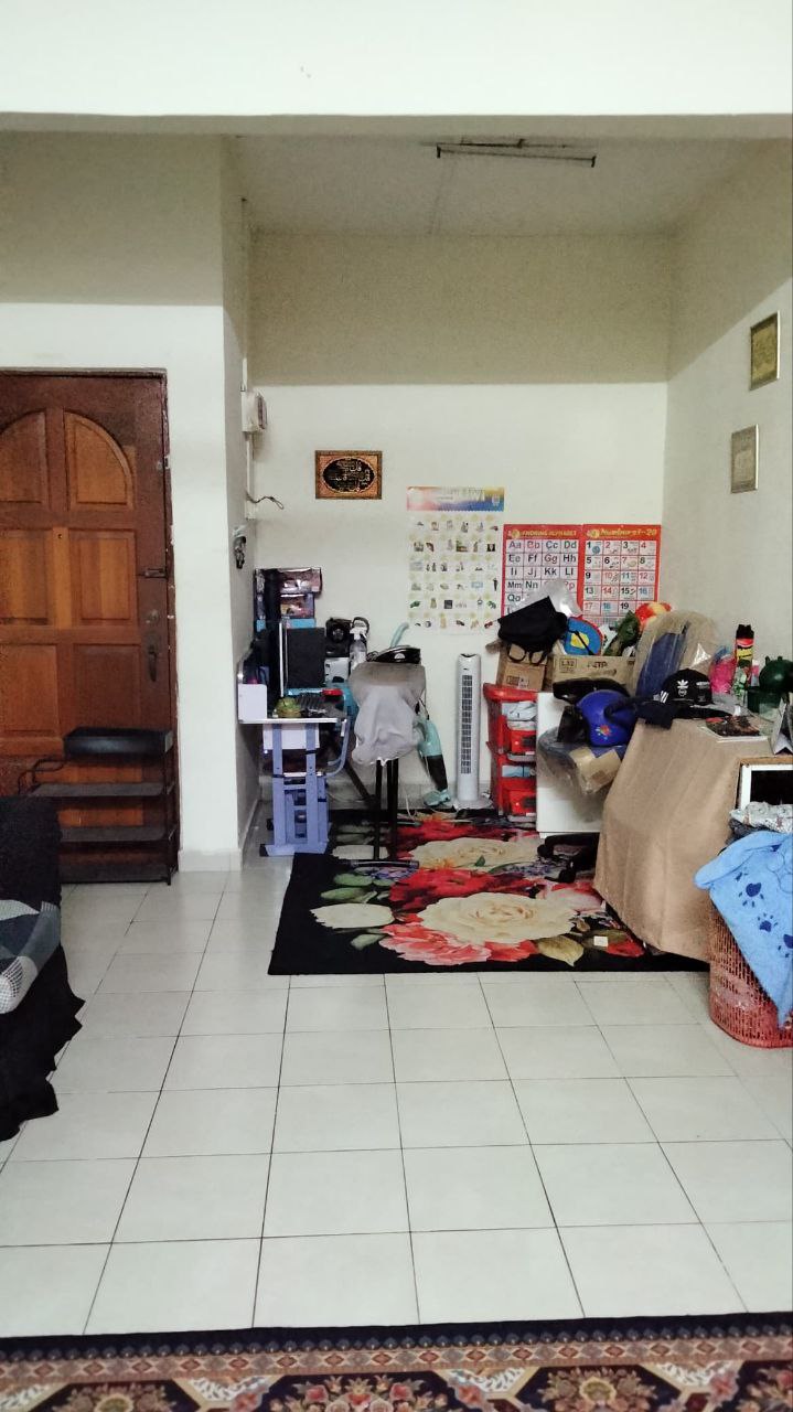 Apartment Desa Tasik Bandar Tasik Selatan KL - photo 8