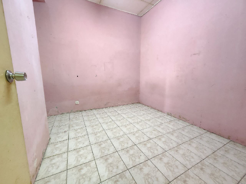 Single Storey Terrace Bandar Tasik Kesuma, Semenyih - photo 8