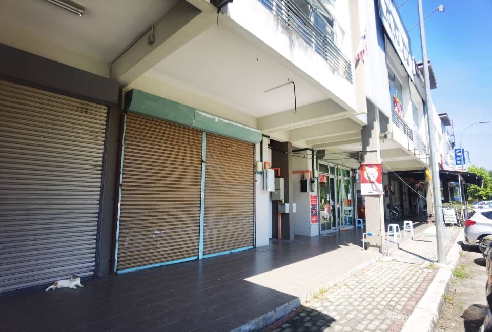 2 Storey Shoplot Bandar Seri Putra Bangi - photo 2