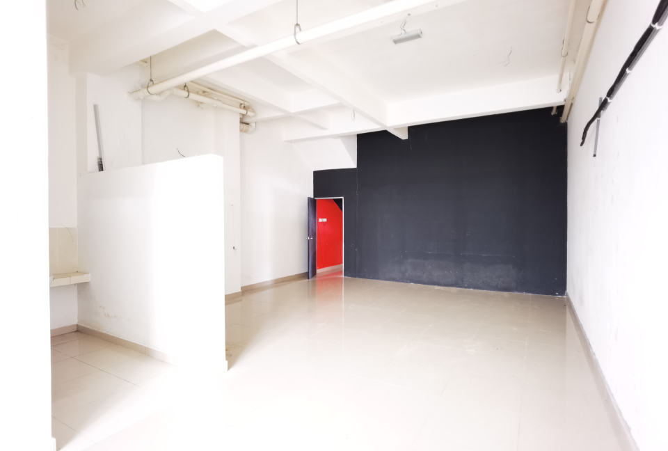 2 Storey Shoplot Bandar Seri Putra Bangi - photo 3