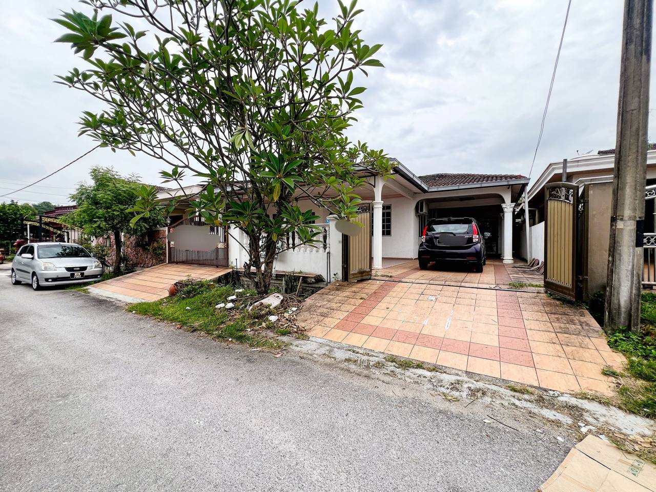 Single Storey Semi D Taman Sg Jelok Kajang - photo 4