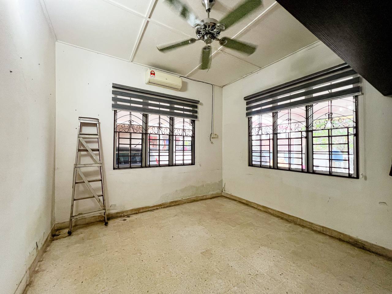 Single Storey Semi D Taman Sg Jelok Kajang - photo 12