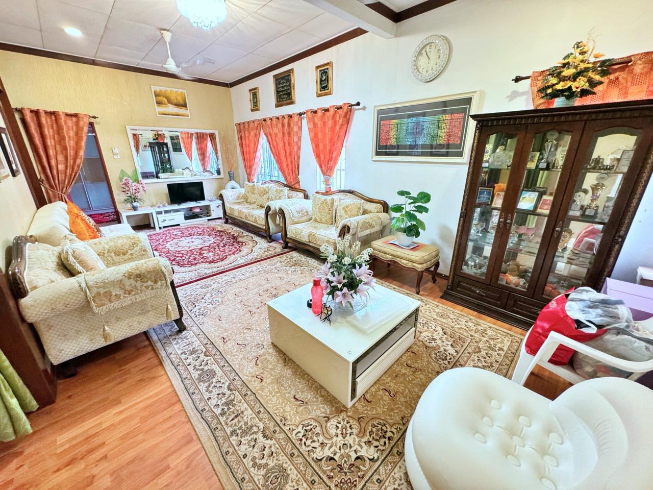 Bungalow Taman Tuanku Jaafar Senawang - photo 3