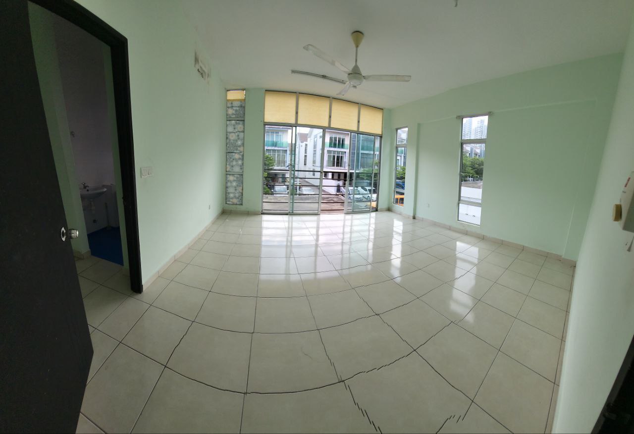 Freehold 3 Storey Bangi Avenue Seksyen 7 - photo 9