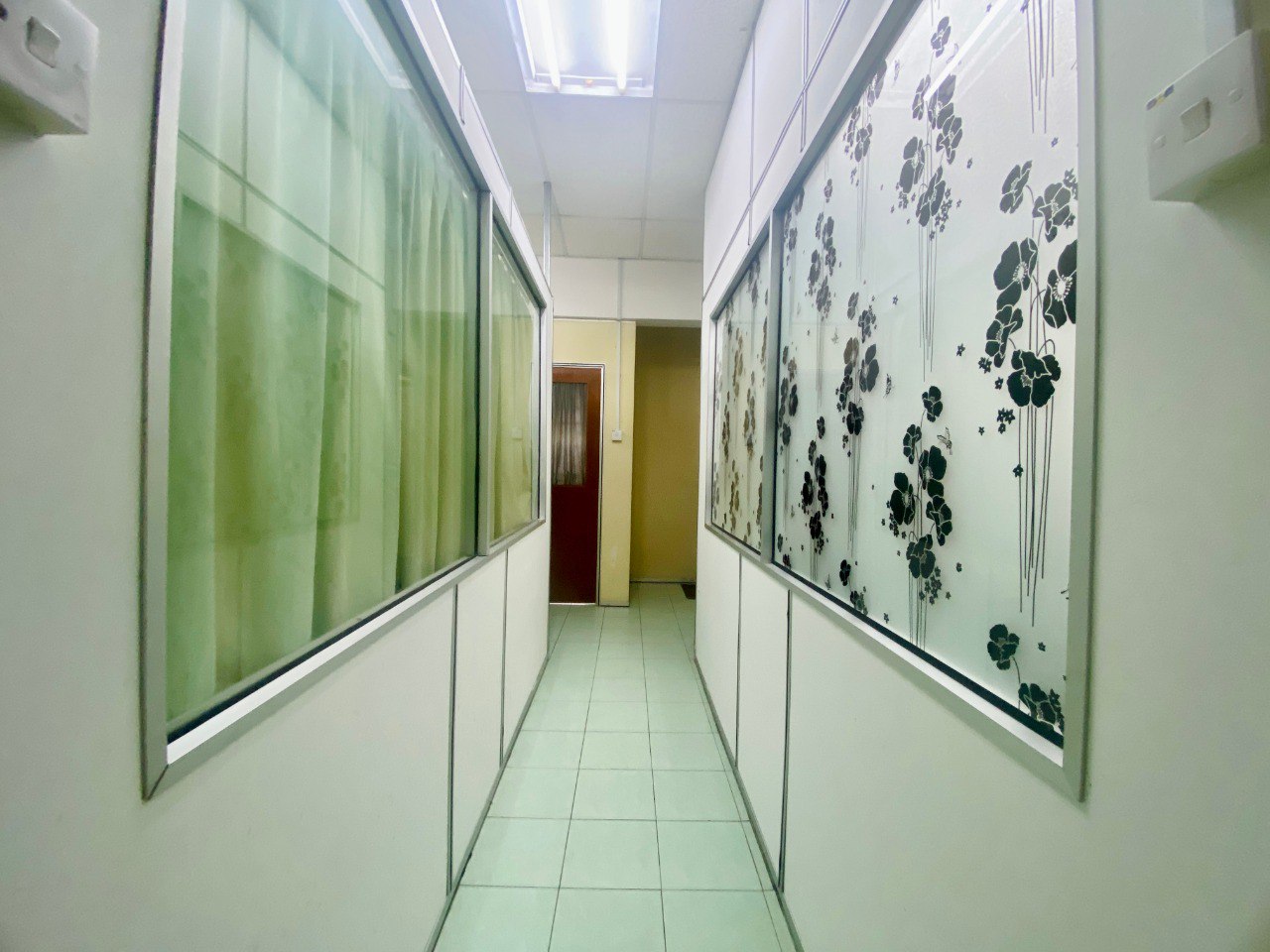 Freehold 4 Storey Shop Lot Taman Melawati - photo 6