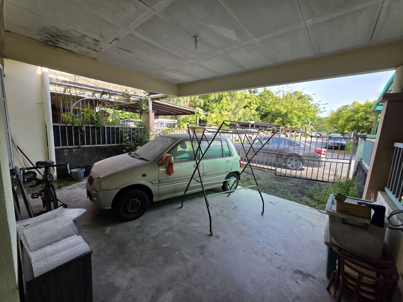 Facing Open Double Storey, Taman Sutera Kajang - photo 6