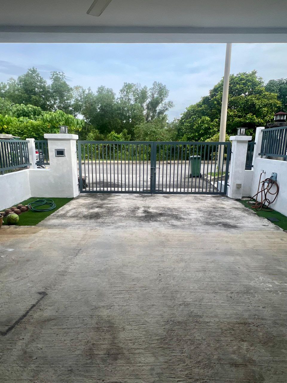 Facing Open 2Storey Taman Semenyih Parklands - photo 2