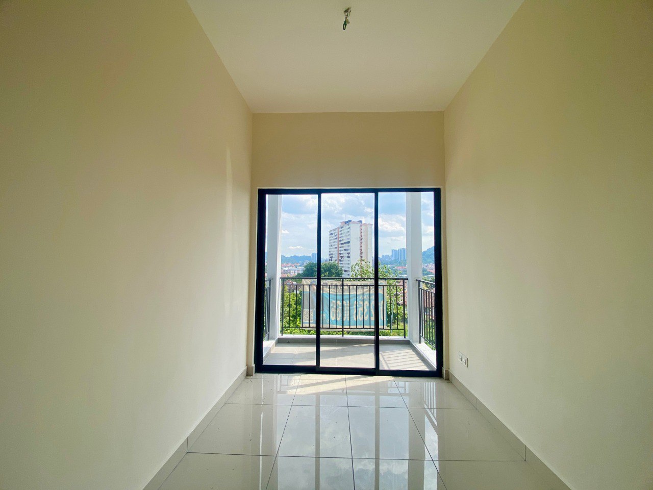 Corner Lot 3 Storey Superlink Nassim Heights - photo 12