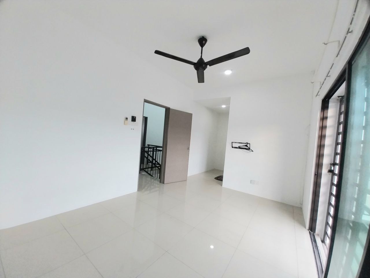 2 Storey Terrace Taman Saujana Klia - photo 3