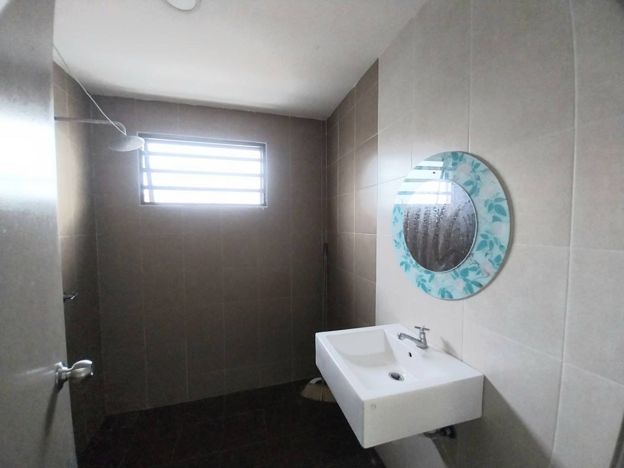 2 Storey Terrace Taman Saujana Klia - photo 4