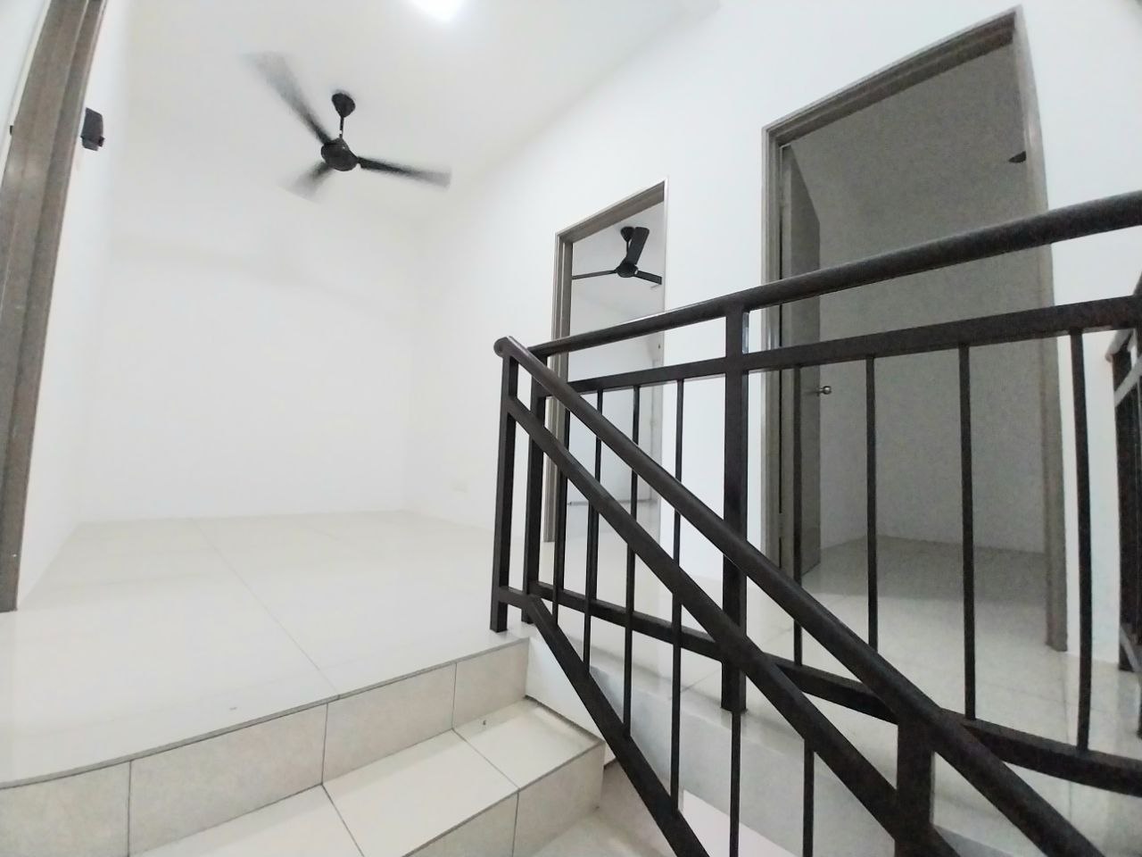 2 Storey Terrace Taman Saujana Klia - photo 7