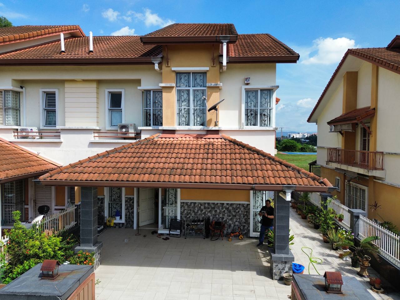 2 Storey Semi D Impian Makmur, Saujana Impian - photo 1